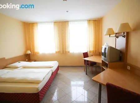Hotell Ferchenhof 3*